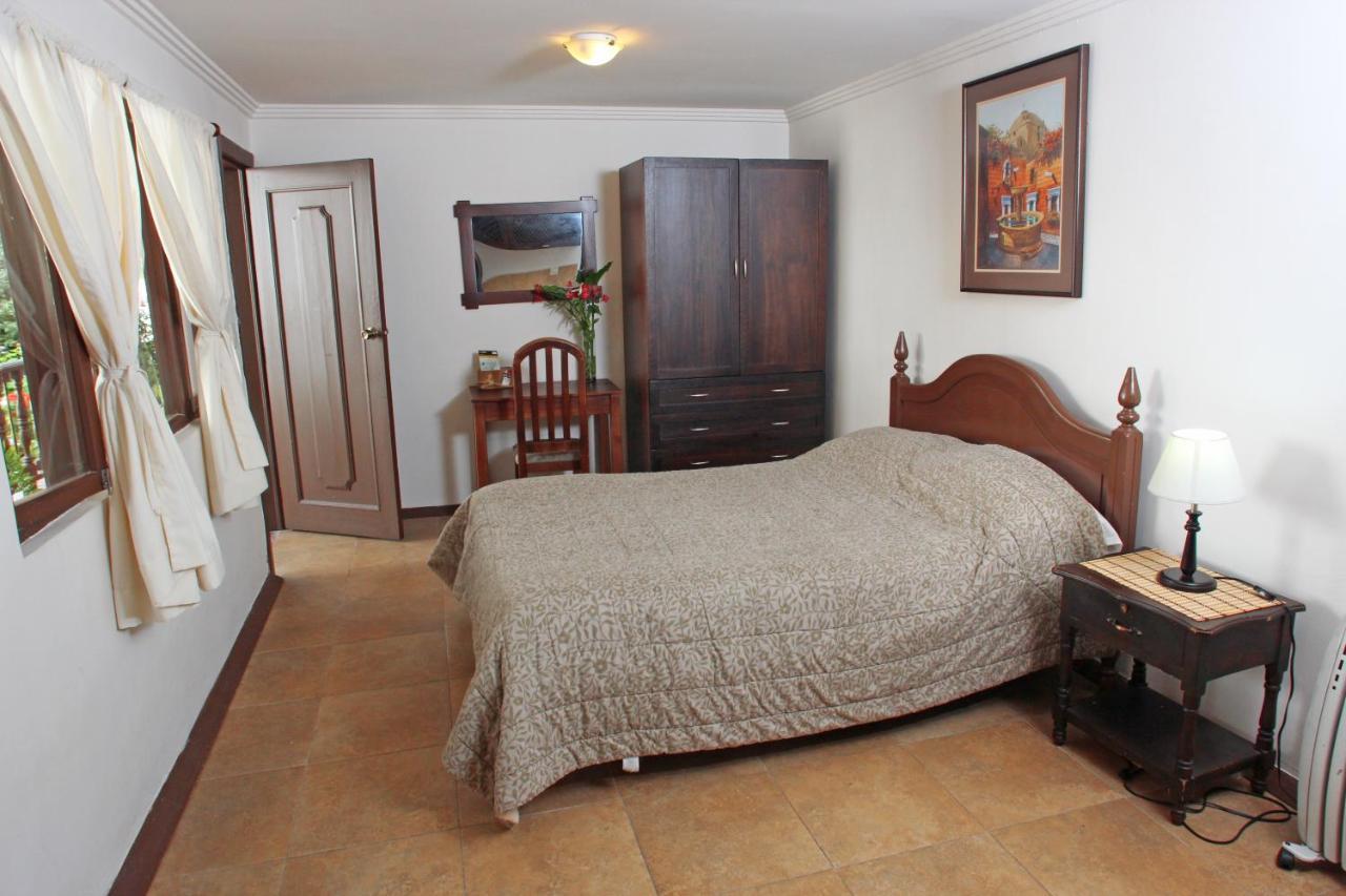 Casa Macondo Bed & Breakfast Cuenca Ngoại thất bức ảnh